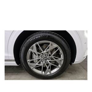 Genesis GV70 2024 2.5T Essence AWD 13 350 km Automatique Volant à Gauche Sièges en Cuir Caméra Arrière - Product Image 5