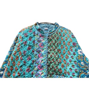 Chaqueta de retazos de algodón acolchado Burfi hecha a mano india, recién llegados, abrigo de invierno de algodón, chaqueta cómoda Unisex de estilo bohemio - Product Image 4