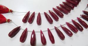 EMINENT JEWEL N ARTS Cuentas facetadas de rubí en forma de lágrima larga tipo briolette, aproximadamente 1 pulgada, se venden por hebra de 8 pulgadas de largo, Rajasthan - Product Image 4