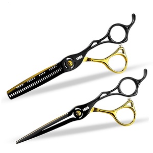 Ciseaux de barbier professionnels japonais de haute qualité pour droitiers, en acier inoxydable 4Cr13, manches en céramique, noir et or, pour salon de coiffure - Product Image 1