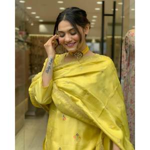 Hermoso Salwar Kameez de Algodón para Fiestas, Talla XL, Top y Pantalón con Dupatta, Elegante Ropa de Fiesta - Product Image 5