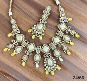 Conjunto de collar de lujo en turquesa y rosa con pendientes llamativos, conjunto de joyería de diseñador para bodas y fiestas tradicionales. - Product Image 3