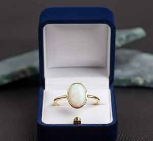 Anillo Ovalado de Ópalo Natural Clásico Multifuego, Piedra de Nacimiento de Octubre, Regalo de Aniversario para Ella, Apilable, Plata de Ley 925, Oro de 14K - Product Image 3