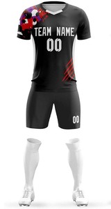 Uniforme de Fútbol Personalizado para Hombre, Diseño Nuevo 2026, Alta Calidad, MOQ Bajo, Tiempo de Entrega de 2 Semanas, Transpirable, Ligero, de Secado Rápido, Color Rojo y Negro - Product Image 2
