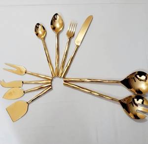 Ensemble de couverts en acier inoxydable doré miroir, collection de couverts réutilisables pour les dîners de mariage - Product Image 4