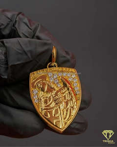 Colgante de Guerrero con Forma de Escudo, Chapado en Oro, Plata de Ley 925, Diamantes Cultivados en Laboratorio VVS, Joyería Hip Hop - Product Image 5
