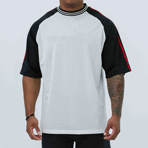 เสื้อยืดคอกลมผู้ชาย ผ้าโพลีเอสเตอร์/คอตตอน 180 กรัม ทรงปกติ แห้งเร็ว ระบายอากาศได้ดี ยืดหยุ่น เหมาะสำหรับเล่นกีฬา วิ่งออกกำลังกาย - Product Image 5