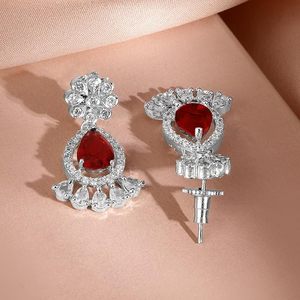Conjunto de Collar, Pendientes y Tocado de Aleación de Zinc Bañado en Oro Rosa con Cristales de Estrás, Diseño Floral, Joyería Romántica para Boda, Tercera Marca - Product Image 4