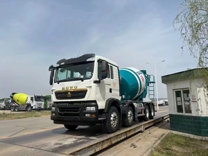15m3 16m3 14m3 8m3 <span class=keywords><strong>12m3</strong></span> 10m3 Chine Sino Sinotruk HOWO 6X4 8X4 Ciment Bétonnière Mélange Mélange Réservoir <span class=keywords><strong>Camion</strong></span>-citerne Prix de vente - Product Image 2
