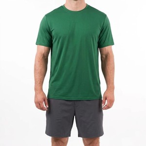 Ensemble T-shirt et short vert pour homme de haute qualité – Tenue d'été minimaliste deux pièces, couleur unie, athlétique et décontractée, à manches courtes - Product Image 6