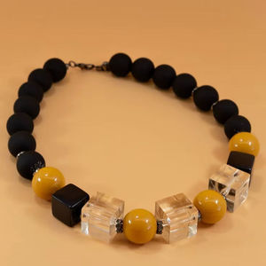 Designer Resin Beaded <b>Necklace</b> Fashion Jewelry Vibrant <b>Statement</b> Piece Lightweight Trendy Accessory for Women Girls Stylish Wear - Product Image 4