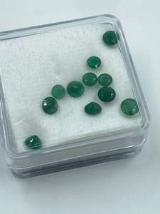 Esmeralda Zambiana Verde Natural de la Mejor Calidad, 3.22 Quilates, 44.5,4.8MM, Corte Brillante Redondo, Colgante al por Mayor - Product Image 4