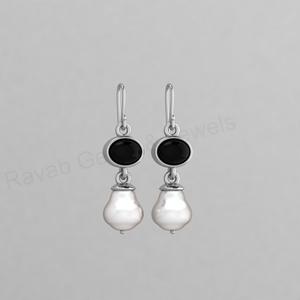 Boucles d'oreilles pendantes faites à la main en argent 925, onyx noir et perle d'eau douce, style Art Déco, serties de pierres, plaqué or 18 carats, bijoux fins pour femmes - Product Image 6
