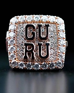 Anillo de Campeonato Personalizado con Incrustaciones de Diamantes VVS Moissanite, Anillo Masculino Estilo Hip Hop, Joyería Brillante - Product Image 1