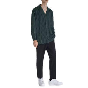 เสื้อเชิ้ตลำลองผู้ชายแบบ OEM สำหรับฤดูใบไม้ผลิและฤดูใบไม้ร่วง |   ผ้าทอลายทางสีพื้น - Product Image 2