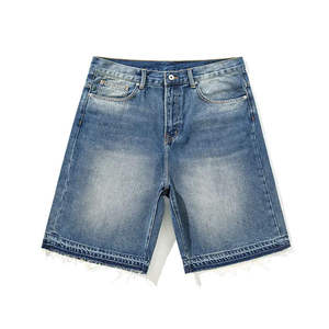 Pantalones cortos de mezclilla desgastados de cintura media para mujer al por mayor, de pierna recta, casuales, de verano, de algodón, con dobladillo sin rematar, estilo urbano, color liso, transpirables - Product Image 1