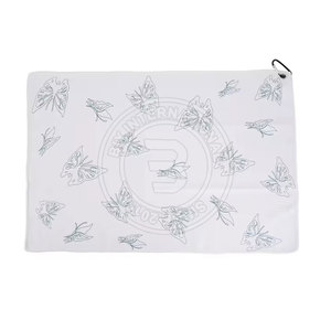 Serviette de golf en tissu gaufré doux, respirant et à séchage rapide pour la saison estivale et les climats à forte humidité - Product Image 2