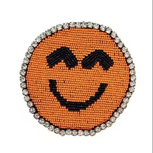 Stylish Seed Beads Embroidery Coaster Handmade Floral Design Elegant Beaded Embroidery Coaster Luxury Table Decor Style - Product Image 4