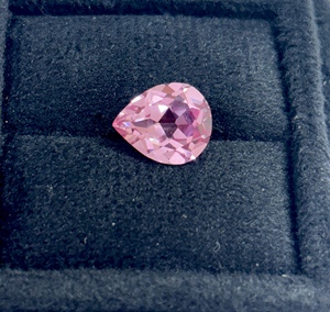 Saphir rose de laboratoire, formes octogonale, ovale, poire, coussin, ronde, carrée, Corindon synthétique créé 8x10mm - Product Image 1