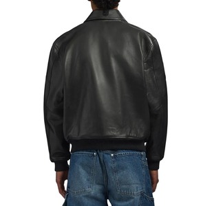 Chaqueta de vuelo Avirex Vintage A2 negra para hombre, estilo aviador clásico - Product Image 4