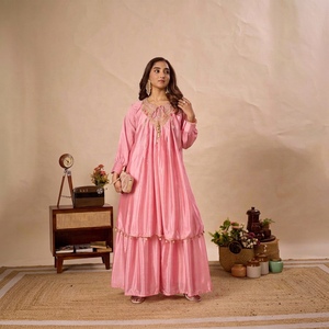 Último diseño de traje Salwar para mujer, para bodas, vestido informal indio a precio de mayoreo de Samp Corporation - Product Image 1