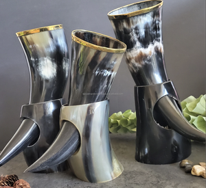 Coupes à boire en corne de bœuf courtes de qualité supérieure, style viking, gravées, avec agate - Product Image 2