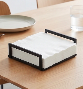 Porte-serviettes en acier inoxydable au design moderne fait main, métal noir thermolaqué, pour hôtel et accessoire de table. - Product Image 4