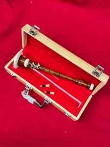 Bombardino musical Obexa de palo de rosa marrón para práctica con 2 cañas y estuche rígido - Product Image 6