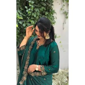 Conjunto de Traje de Fiesta para Mujer con Bordado de Lentejuelas, Top, Pantalón y Dupatta - Product Image 2