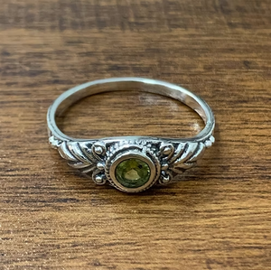 <b>Peridot</b> Round Shape Gemstone <b>Ring</b> Handmade 925 Silver for Any Occasion Wear Unisex Unique Design Jewellery - Product Image 2