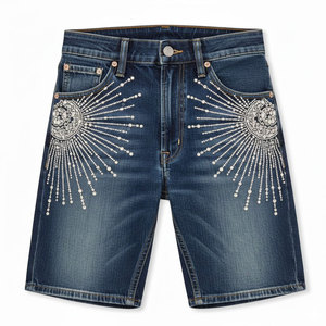 Shorts de Mezclilla con Pedrería, Proveedor de Marca Privada, Diseño de Tela Personalizado, Opciones de Acabado para Marcas - Product Image 1
