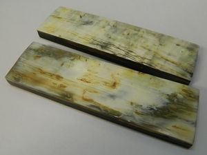 Material de escamas de hueso pulido y liso para la fabricación de cuchillos artesanales y diseños de mangos personalizados. - Product Image 1