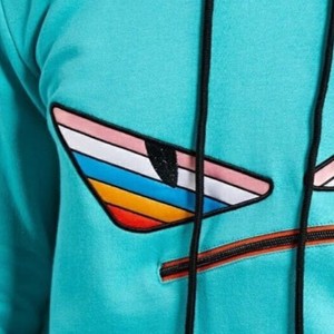 Sudaderas con capucha bordadas para hombre, económicas, a la moda, con logotipo/colores personalizados, las más populares, ligeras. - Product Image 2