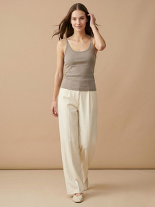 Camiseta sin mangas con cuello redondo para mujer, ajustada, informal, básica, suave, cómoda, para el día a día, a la moda, elástica y suave - Product Image 2