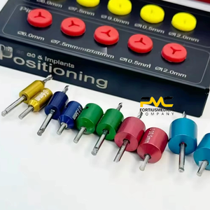 Kit de guidage pour implant dentaire avec broches de guidage en titane, instruments chirurgicaux et équipement dentaire - Product Image 3