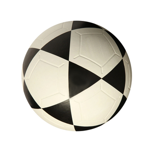 Ballons de football 2026 fabriqués au Pakistan, haute qualité, couleurs personnalisées, vente en gros, tailles variées, durables, avec logo, pour l'entraînement - Product Image 6