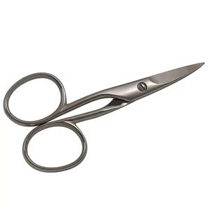 Tijeras de Uñas Curvas de Acero Inoxidable con Logotipo Personalizado OEM Profesional para Uso en Cutículas, Estilo Simple, Calidad de Salón de Belleza - Product Image 1