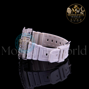 นาฬิกาข้อมือทรง Tonneau สายยางสีขาว รุ่น Luxury Thorn Unisex ตัวเรือนโลหะผสม ประดับเพชร หน้าปัดอนาล็อก กระจกแซฟไฟร์ เรืองแสง - Product Image 3