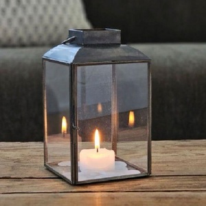 Lanterne de table suspendue en fer noir et verre au design moderne, idéale pour la maison, les mariages, les événements, la Saint-Valentin et Noël - Product Image 3