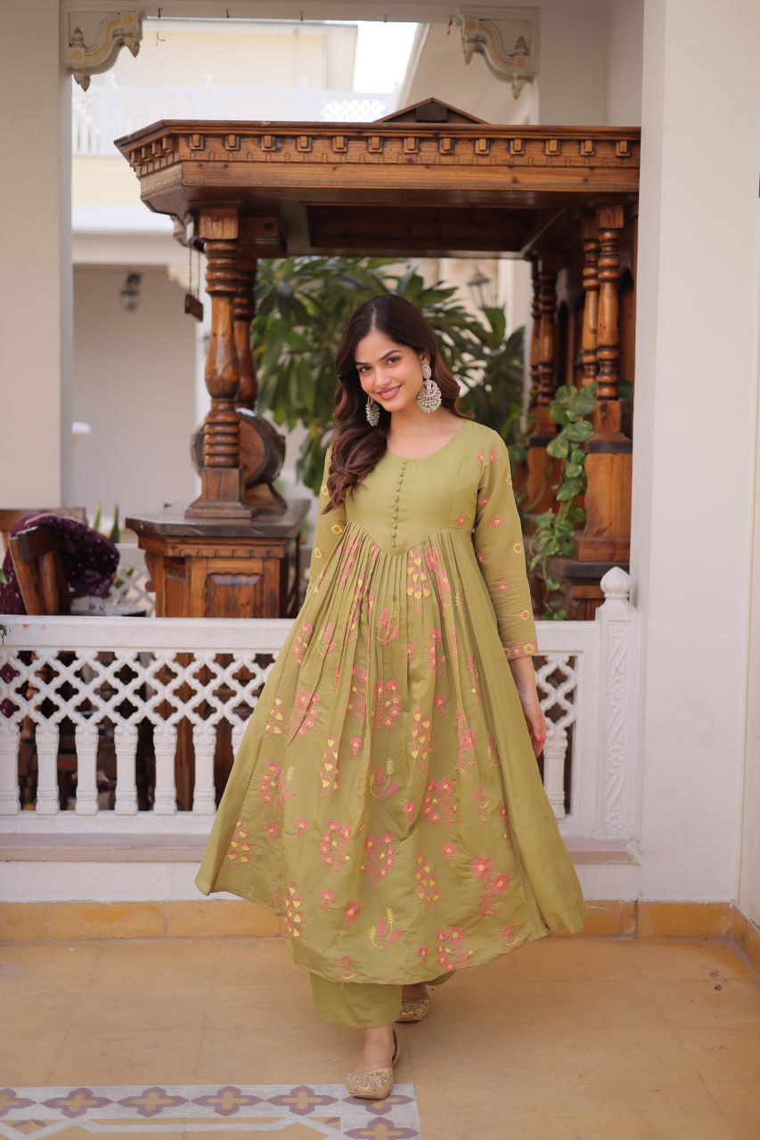 สีเขียว