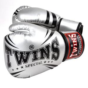 Gants de boxe jumeaux les plus vendus en gros, personnalisés, légers, pour l'entraînement et le sparring, pour adultes, pour les arts martiaux, fermeture auto-agrippante - Product Image 2