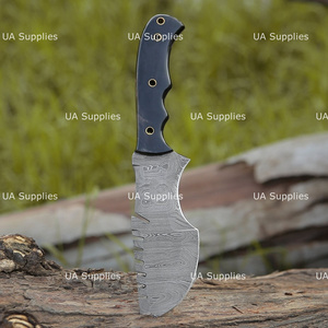 Cuchillo de Caza de Acero de Damasco Forjado a Mano Personalizado, Hoja Fija con Punta de Clip y Borde Recto, Grado Industrial, Mango de Cuerno de Toro - Product Image 2