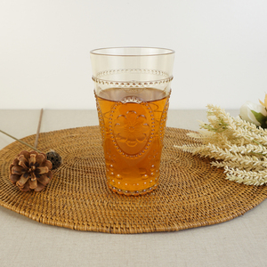 [Holar] Verre à boire en plastique de 20 oz de fabrication taïwanaise, design vintage à fleurs ambrées en relief, pour la maison, les cafés, l'extérieur - Product Image 5