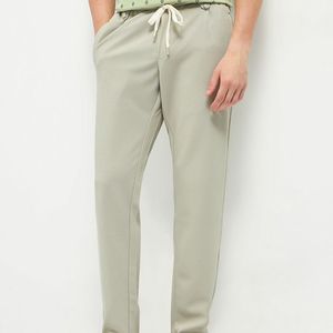 กางเกงขายาวเดินป่าผู้ชายแบบสั่งทำขายส่งยอดนิยม เนื้อผ้านุ่ม แห้งเร็ว ระบายอากาศได้ดี เหมาะสำหรับวิ่งและออกกำลังกายกลางแจ้ง รับผลิตแบบ OEM ODM - Product Image 5