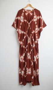 ผ้าคัฟตันโบฮีเมียนคุณภาพสูง เป็นมิตรกับสิ่งแวดล้อม ผ้าฝ้ายแท้ 100% ลายมัดย้อม แต่งลูกไม้ เอวยางยืด แขนโดลแมน ระบายอากาศได้ดี ความยาวแบบแม็กซี่ - Product Image 4