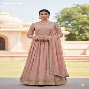 ผ้าจอร์เจตต์เนื้อหนาประดับเลื่อมขนาด 5 มม. ชุดเดรสยาวแบบอานาร์กาลีแบบกึ่งสำเร็จรูป พร้อมกางเกงและผ้าคลุมไหล่ จากซูรัต - Product Image 1