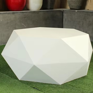 Mesa de Centro Moderna de Hormigón con Diseño Geométrico Poligonal, Resistente para Exteriores, Ideal para Hoteles y Salas de Estar - Product Image 1