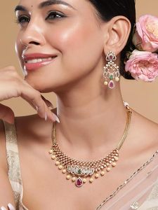 Ensemble collier, boucles d'oreilles et parure de tête en zircon plaqué or 18 carats avec perles, design floral, bijoux de mariage classiques et tendance pour femmes - Product Image 5