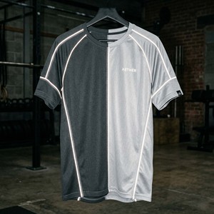 High Quality Custom <b>Reflective</b> Piping Running Shirt Men's Breathable Mesh Quick Dry Split Color Half and Half Gym <b>Top</b> OEM Sports - Product Image 2