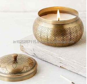 เชิงเทียนเหล็กคำปฏิญาณของช่างฝีมือที่มีงานออกแบบที่เป็นเอกลักษณ์โดดเด่นในสถานที่แบบดั้งเดิม - Product Image 1